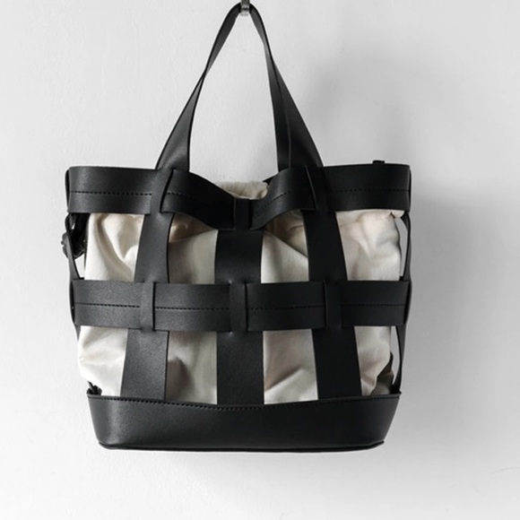 Razaly Handbags - 🌸Crossbody tote purse 👜